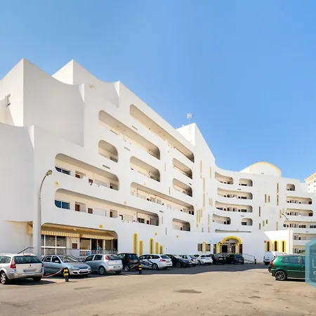 Moai Dream Albufeira